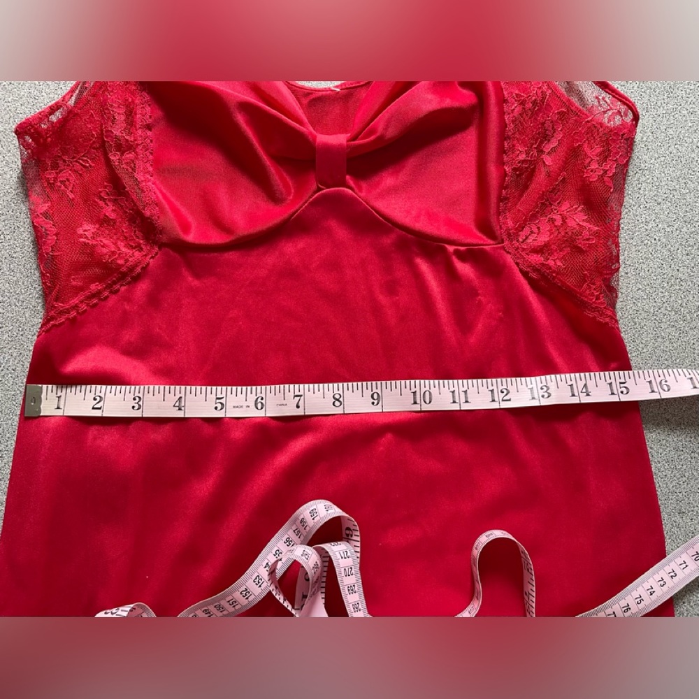 Vintage Bright Red Long Nightgown - Picture 10 of 12